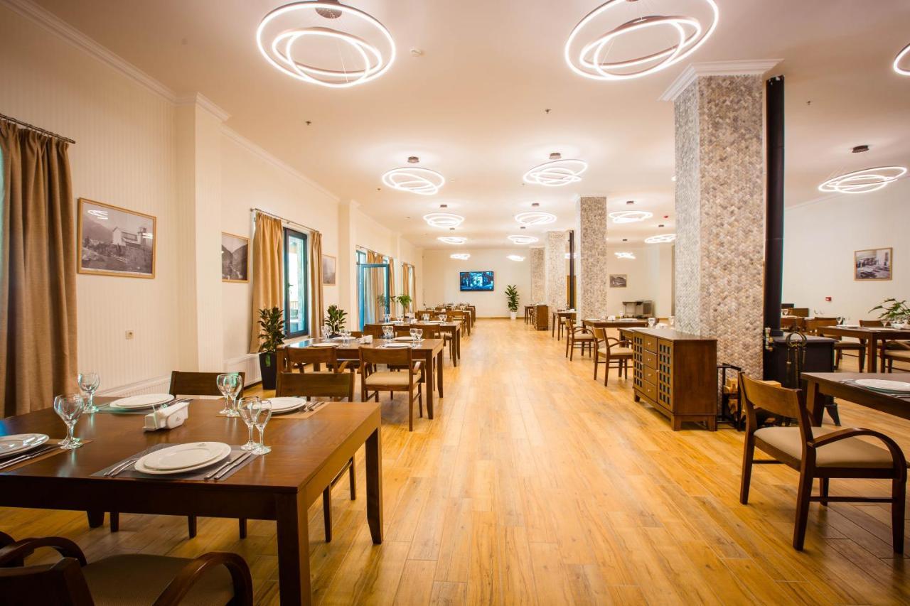 Gistola Hotel Местия Екстериор снимка